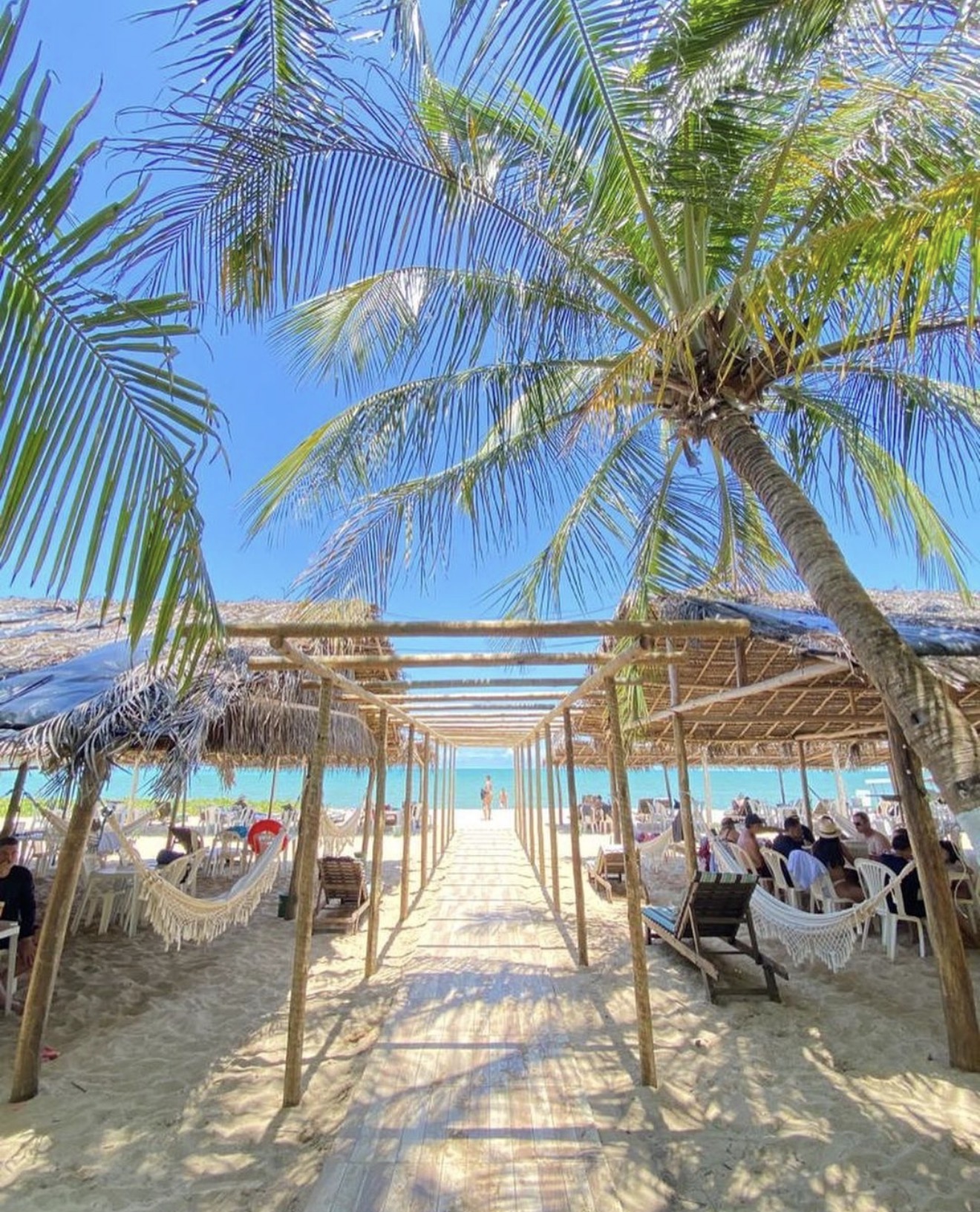 Capitão Nikolas (Beach Club)